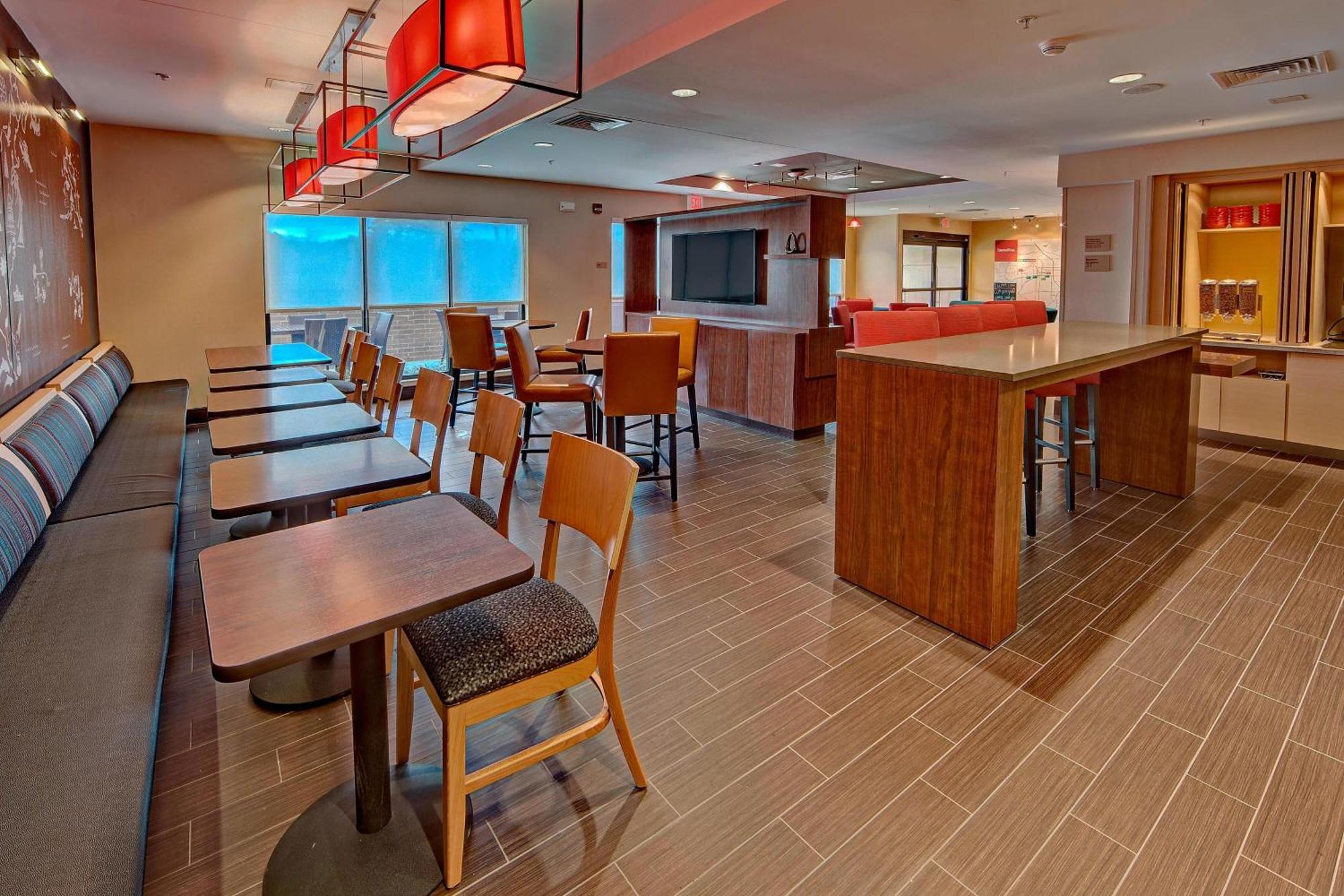 Towneplace Suites By Marriott Hattiesburg Esterno foto