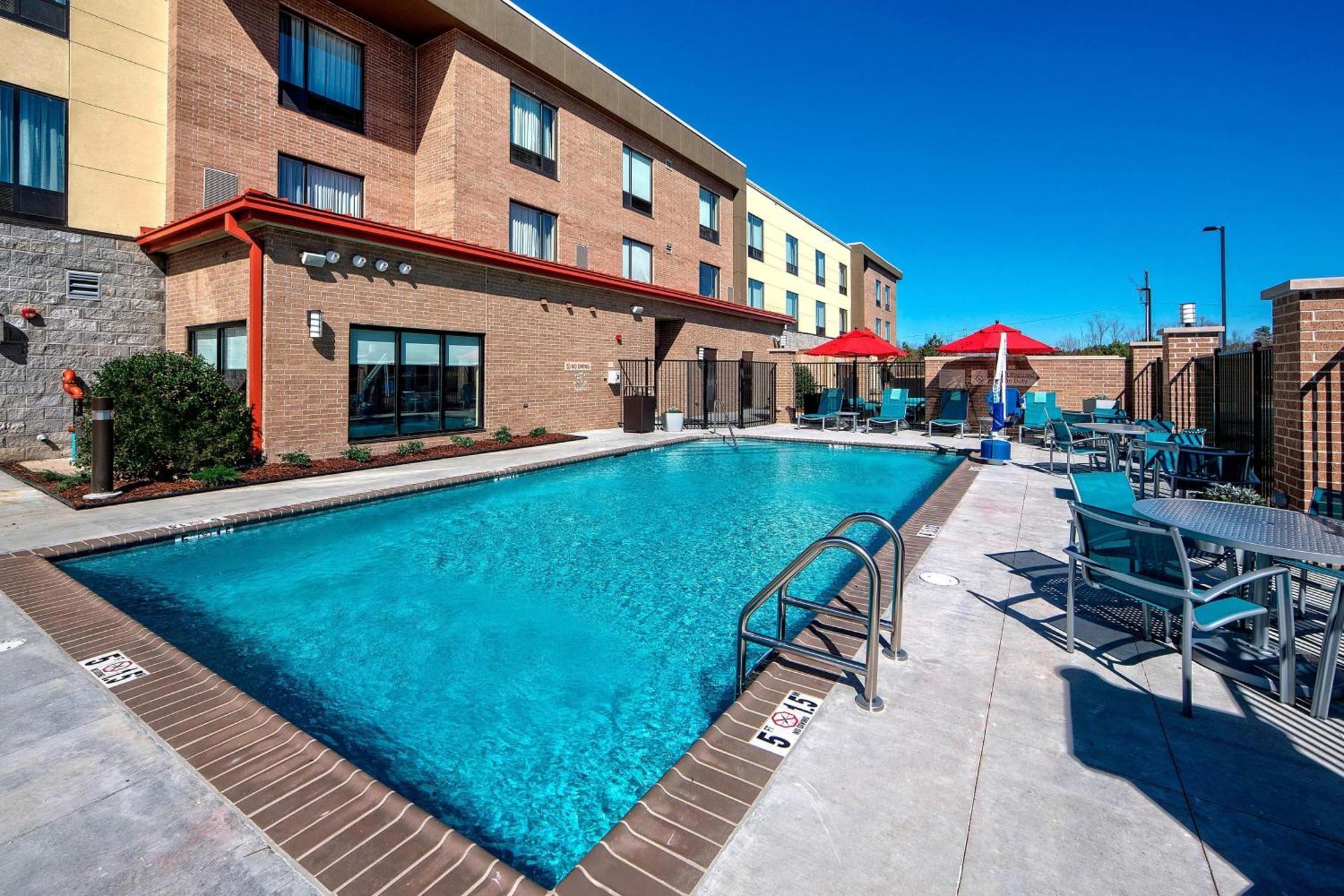 Towneplace Suites By Marriott Hattiesburg Esterno foto
